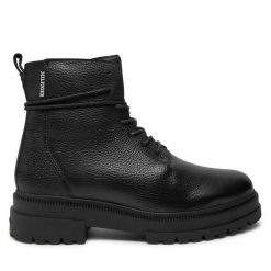 Kozaki Tommy Hilfiger. Czarne kozaki Tommy Hilfiger, bez wzorów, bez obcasa, bez zapięcia. Za 1,099.00 zł.