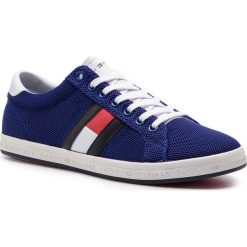 Sneakersy TOMMY HILFIGER - Essential Flag Detail Sneaker FM0FM02202 Mazarine Blue 440. Buty sportowe casual Tommy Hilfiger. Za 299.00 zł.