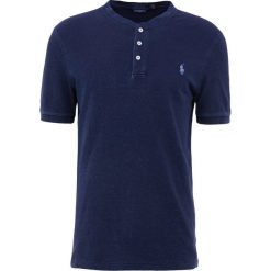 Polo Ralph Lauren FEATHERWEIGH Tshirt basic dark indigo. Koszulki polo marki Polo Ralph Lauren, z bawełny, polo. Za 419.00 zł.