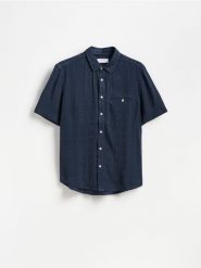 Koszula regular fit w kratę - granatowy. Niebieskie koszule Reserved, l, bez wzorów, z tkaniny, bez kołnierzyka, bez ramiączek. Za 119.99 zł.