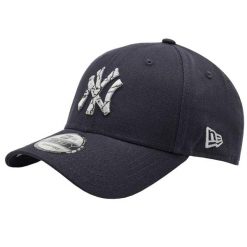 Męska Czapka Z Daszkiem 9Forty New York Yankees. Czarne czapki z daszkiem New Era, bez wzorów. Za 165.99 zł.