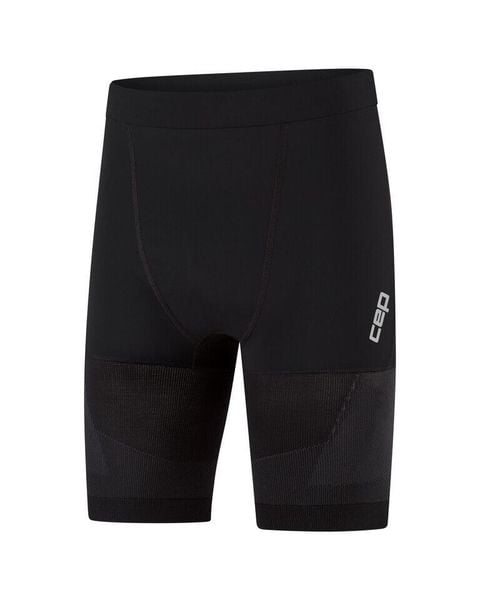 Spodenki do biegania męskie kompresyjne 3D PRO RUN CEP. Czarne odzież kompresyjna CEP, l, bez wzorów, z elastanu, do biegania. Za 569.00 zł.