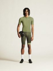 Craft Koszulka kolarska "ADV Endurance" w kolorze zielonym rozmiar: M. Zielone t-shirty sportowe Craft, bez wzorów, bez ramiączek, rowerowe. Za 121.35 zł.