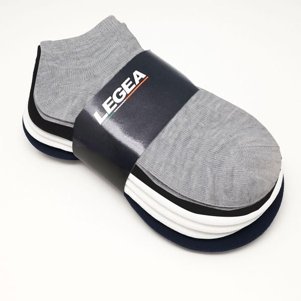 Skarpety techniczne treningowe Ghost - 5 par wielokolorowe. Białe buty treningowe Legea, bez wzorów, z elastanu. Za 22.00 zł.