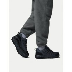 Trekkingi Columbia. Szare buty trekkingowe Columbia, bez wzorów, bez zapięcia. Za 349.99 zł.
