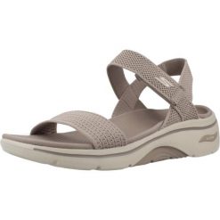 Sandały SKECHERS GO WALK ARCH FIT 2.0 Brązowy. Brązowe sandały Skechers, z materiału, bez zapięcia. Za 490.00 zł.
