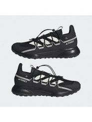 Adidas Buty trekkingowe "Terrex Voyager 21" w kolorze czarnym rozmiar: 44,5. Czarne buty trekkingowe Adidas, bez wzorów, bez zapięcia. Za 126.75 zł.