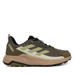 Trekkingi adidas. Brązowe buty trekkingowe Adidas, bez wzorów, bez zapięcia. Za 359.99 zł.