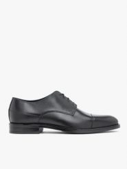 Czarne wizytowe półbuty. Czarne eleganckie półbuty Ryłko, bez wzorów, z materiału, bez obcasa, na płaskiej podeszwie, bez zapięcia. Za 449.99 zł.