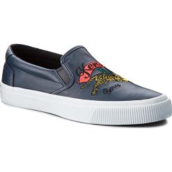 Tenisówki KENZO - F865SN104L50 Bleu Marine 76. Trampki marki KENZO. W wyprzedaży za 579.00 zł.