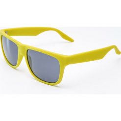 Okulary przeciwsłoneczne - Zielony. Okulary przeciwsłoneczne Cropp. Za 29.99 zł.