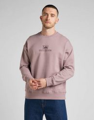 LEE LOGO LOOSE SWS MĘSKA BLUZA NADRUK PURPLE STORM L84ITJ70 112322646. Fioletowe bluzy Lee, l, bez wzorów, z kapturem. Za 119.99 zł.