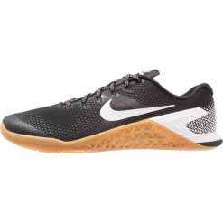 Nike Performance METCON 4 Obuwie treningowe black/white/medium brown. Buty treningowe marki Nike Performance. Za 549.00 zł.