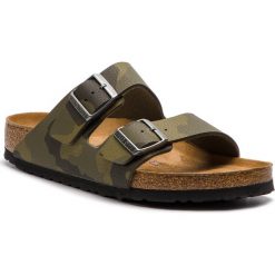 Klapki BIRKENSTOCK - Arizona Bs 1013013 Desert Soil Camouflage Green. Klapki marki Birkenstock. Za 339.00 zł.