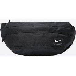 Nike Sportswear - Saszetka. Saszetki i nerki marki Nike Sportswear. W wyprzedaży za 59.90 zł.