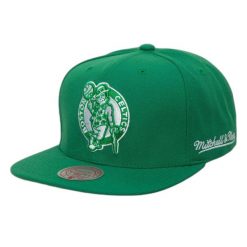 Czapka typu snapback Mitchell & Ness Christmas Day Boston Celtics. Zielone czapki z daszkiem Mitchell & Ness, bez wzorów, z poliesteru. Za 232.50 zł.