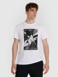 4F T-shirt regular z nadrukiem męski - biały L. Białe t-shirty 4F, l, bez wzorów, z bawełny, bez kołnierzyka, bez ramiączek. Za 59.99 zł.