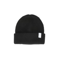 Czapka Virtus Butch. Czarne czapki zimowe VIRTUS, bez wzorów. Za 147.50 zł.