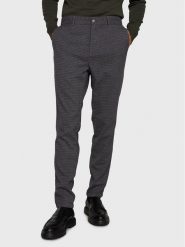 Matinique Chinosy Liam 30206370 Szary Slim Fit. Szare eleganckie spodnie Matinique, m, z syntetyku. Za 99.99 zł.