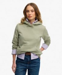 Superdry Bluza z kapturem Essential Logo haftowana — relaxed fit – Dusty Sage. Zielone bluzy z kapturem Superdry, bez wzorów, z bawełny, z kapturem. Za 250.50 zł.