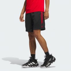 Legends 3-Stripes Basketball Shorts. Czarne szorty Adidas, l, bez wzorów, z materiału, sportowe. Za 139.00 zł.