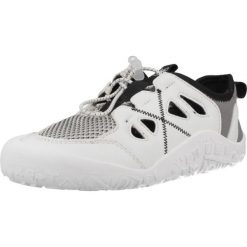Buty MUNICH MINI GLOS 03 Biały. Białe buty turystyczne munich, bez wzorów, z syntetyku, bez zapięcia, na fitness i siłownię. Za 199.99 zł.