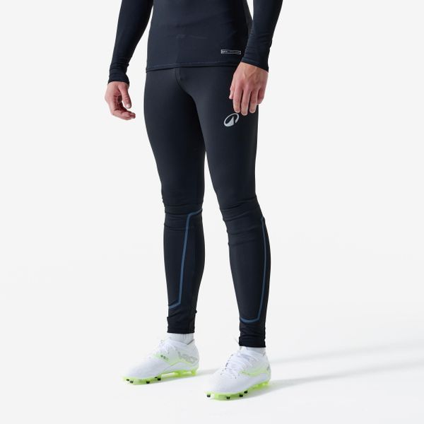 Legginsy termiczne piłkarskie unisex Kipsta Keepcomfort 100. Czarne bielizna termoaktywna KIPSTA, l, bez wzorów, z materiału, bez ramiączek, do piłki nożnej. Za 64.99 zł.