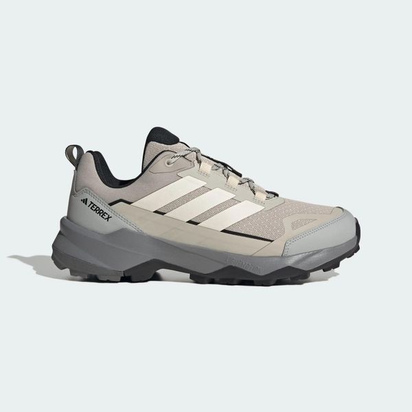 Buty na piesze wycieczki Terrex Skychaser Ax5. Brązowe buty turystyczne Adidas, bez wzorów, z tkaniny, bez zapięcia, trekkingowe. Za 428.45 zł.