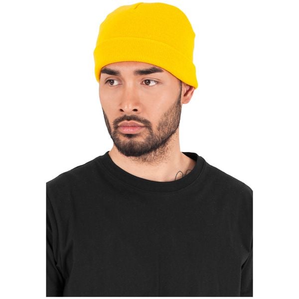 Czapka Flexfit heavyweight. Żółte czapki zimowe FLEXFIT, bez wzorów. W wyprzedaży za 30.00 zł.
