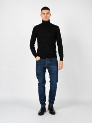 Xagon Man Sweter "Turtleneck" | A22081&ELV18 | Mężczyzna | Czarny. Czarne golfy Xagon, m, bez wzorów, z dzianiny, bez kołnierzyka, bez ramiączek. W wyprzedaży za 189.00 zł.