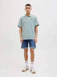Jack & Jones Szorty dżinsowe w kolorze niebieskim rozmiar: M. Niebieskie szorty Jack & Jones, m, z aplikacjami, z jeansu, klasyczne. Za 105.63 zł.