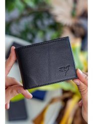 BAGmori Skórzany portfel w kolorze czarnym - 11 x 8 x 2 cm rozmiar: onesize. Czarne portfele BAGmori, bez wzorów, z materiału. Za 100.99 zł.