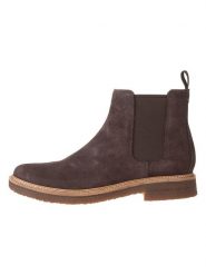 Clarks Skórzane sztyblety "Clarkdale Easy" w kolorze brązowym rozmiar: 41. Brązowe sztyblety Clarks, bez wzorów, ze skóry, bez obcasa, bez zapięcia. Za 364.95 zł.