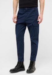 Męskie Spodnie Mustang Style Lex Cargo Dark Sapphire 1017466 4136. Niebieskie spodnie materiałowe Mustang, l, bez wzorów, z materiału. Za 179.99 zł.