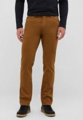 Męskie Spodnie Materiałowe Mustang Style Tramper Straight Rubber 1016828 3161. Spodnie materiałowe Mustang, l, bez wzorów, z jeansu. W wyprzedaży za 99.99 zł.