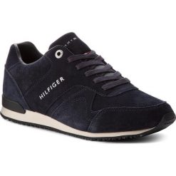 Sneakersy TOMMY HILFIGER - Iconic Suede Textile FM0FM01731 Midnight 403. Buty sportowe casual marki Tommy Hilfiger. W wyprzedaży za 279.00 zł.