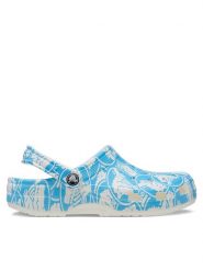 Crocs Klapki Classic Duke Print Clog 210003 Niebieski. Niebieskie klapki Crocs, z tworzywa sztucznego. Za 169.99 zł.