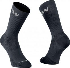 Skarpety rowerowe NORTHWAVE EXTREME PRO Sock - czarny/szary. Czarne skarpety Northwave, bez wzorów. Za 124.50 zł.