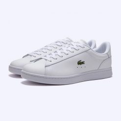 Sneakersy męskie Carnaby Set buty sportowe tenisówki trampki białe. Białe trampki LACOSTE, m, bez wzorów, bez zapięcia. Za 419.00 zł.