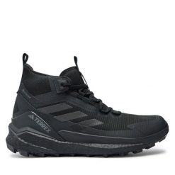 Trekkingi adidas. Czarne botki sznurowane Adidas, bez wzorów, z gore-texu, bez obcasa, bez zapięcia. Za 679.99 zł.