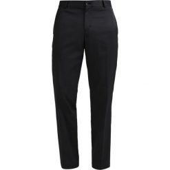 Nike Performance MODERN FIT Spodnie materiałowe black. Spodnie materiałowe marki Nike Performance. W wyprzedaży za 184.50 zł.