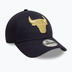 Czapka z daszkiem New Era Metallic 9Forty Bulls. Niebieskie czapki z daszkiem New Era, bez wzorów. Za 119.99 zł.