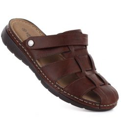 Klapki męskie zabudowane z paskiem brązowe Unisoft 9924. Brązowe klapki Unisoft, ze skóry ekologicznej. Za 159.99 zł.