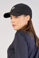 Czapka z daszkiem do biegania Unisex Nessi Sportswear. Czarne czapki z daszkiem NESSI SPORTSWEAR, bez wzorów, z elastanu. Za 279.00 zł.