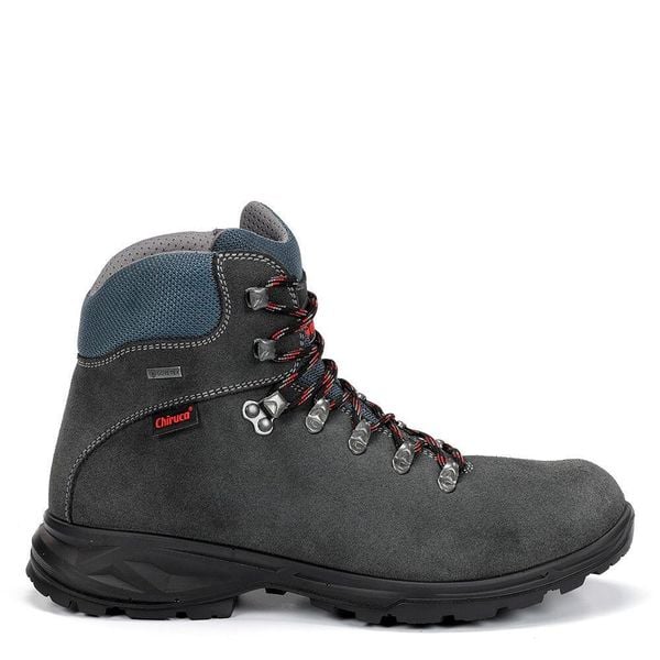 Buty trekkingowe Chiruca Xacobeo 05 Gore-Tex. Czarne buty turystyczne Chiruca, bez wzorów, z gore-texu, bez zapięcia, trekkingowe, gore-tex. Za 639.50 zł.