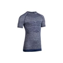 Koszulka krótki rękaw do treningu siłowego męska. Odzież kompresyjna marki DOMYOS. Za 54.99 zł.