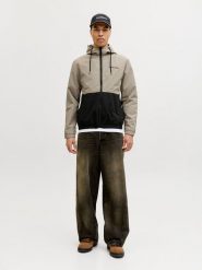 Jack & Jones Kurtka przejściowa w kolorze beżowo-czarnym rozmiar: XXL. Brązowe kurtki Jack & Jones, xxl, bez wzorów, bez kaptura. Za 124.95 zł.