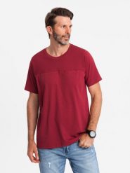 T-shirt LOOSE FIT męski z kieszonką – czerwony V3 OM-TSCT-0171 - XXL. Czerwone t-shirty Ombre Clothing, l, z aplikacjami, z bawełny, bez kołnierzyka, bez ramiączek. W wyprzedaży za 49.99 zł.