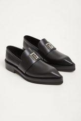 Półbuty męskie skórzane BALMAIN. Eleganckie półbuty Balmain, bez wzorów, bez obcasa, bez zapięcia. W wyprzedaży za 4,529.25 zł.