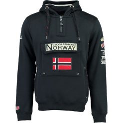 Bluza "Gymclass" w kolorze granatowym. Bluzy z kapturem marki Geographical Norway Men, m, z aplikacjami, z kapturem. W wyprzedaży za 121.95 zł.